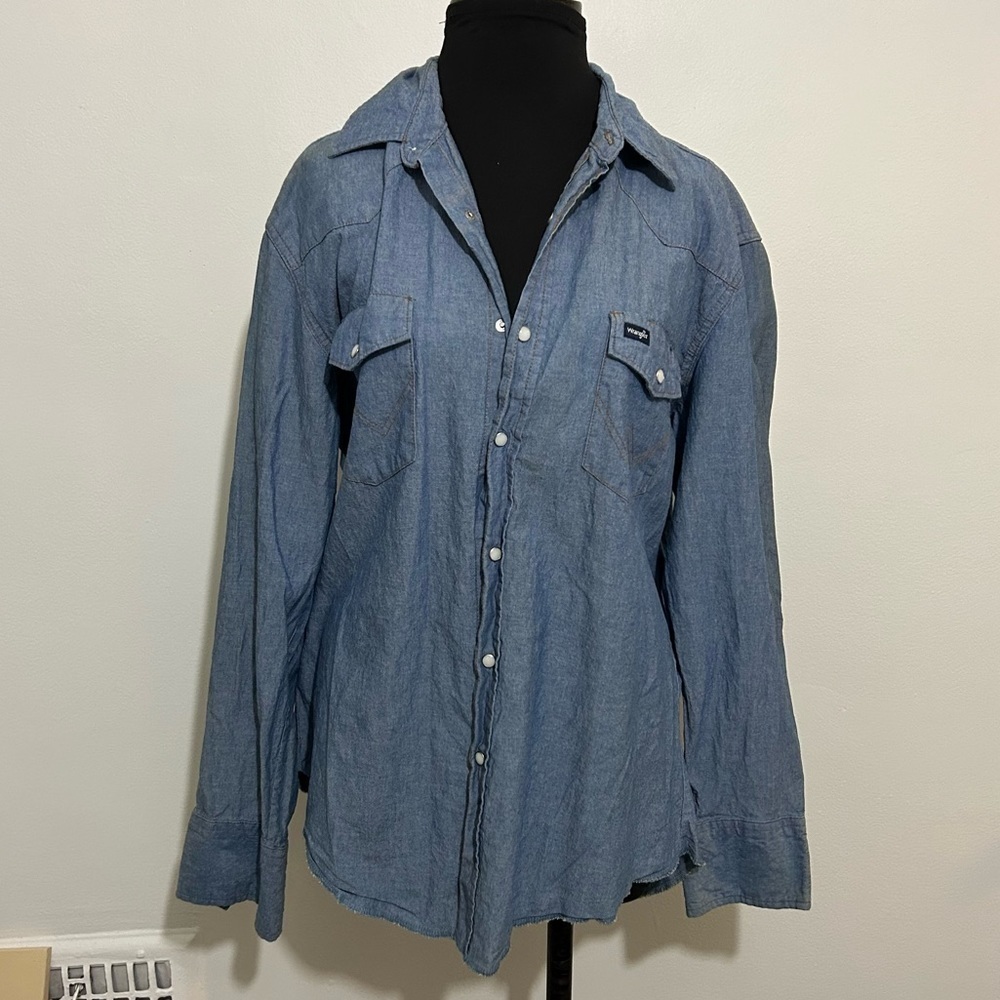 Vintage 90s blue wrangler shirt, button up size large